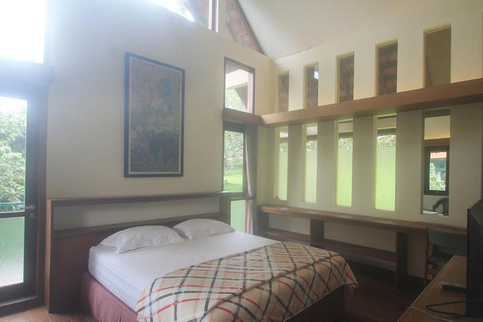 Hotel Villa Rawa Pening Pratama By Aparian Bandungan Exterior foto
